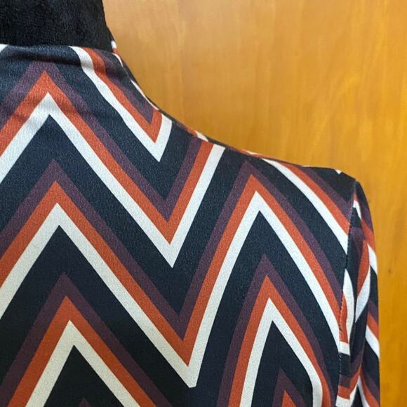 Chevron Long Sleeve Top Mock Turtleneck Soft Stretch Fall Autumn Winter - Picture 2 of 6